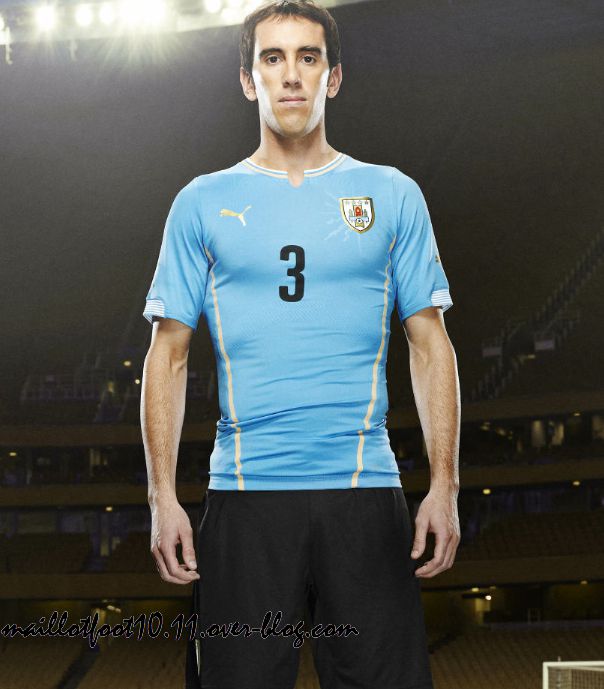 uruguay-maillot-domicile-coupe-monde-201